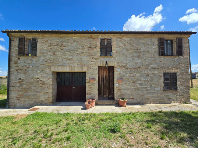 Casale in vendita a Monte Rinaldo