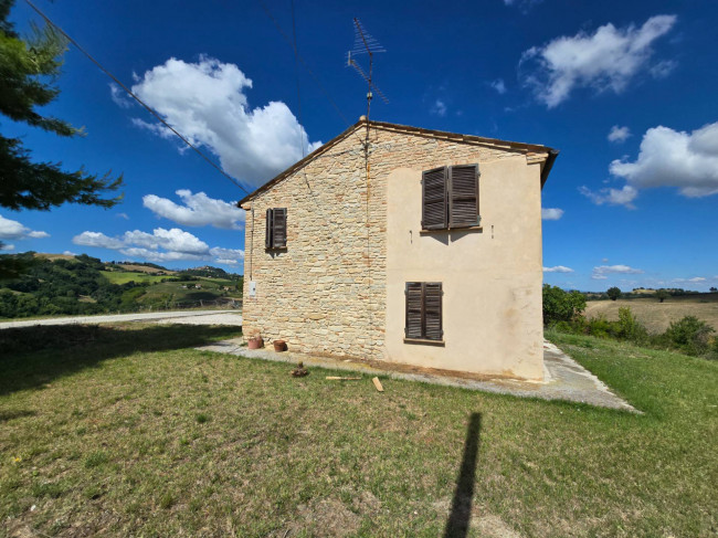 Casale in vendita a Monte Rinaldo