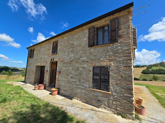 Casale in vendita a Monte Rinaldo
