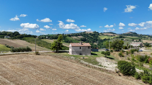 Casale in vendita a Monte Rinaldo