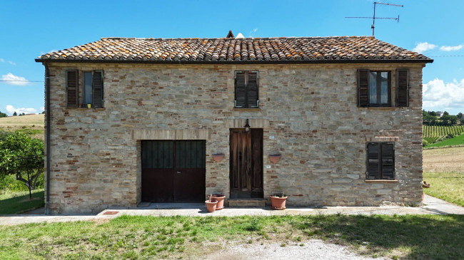 Casale in vendita a Monte Rinaldo