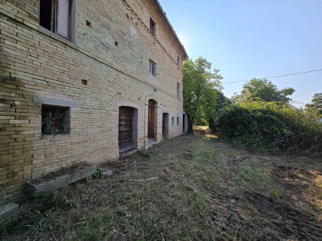 Casale in vendita a Belmonte Piceno