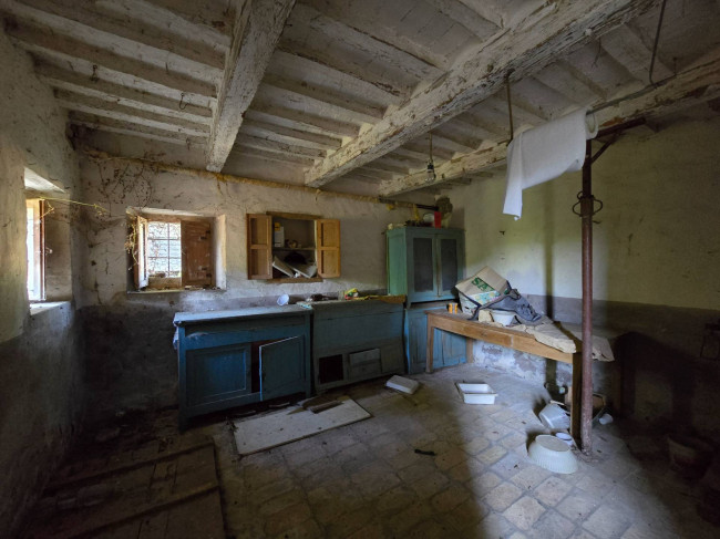 Casale in vendita a Belmonte Piceno