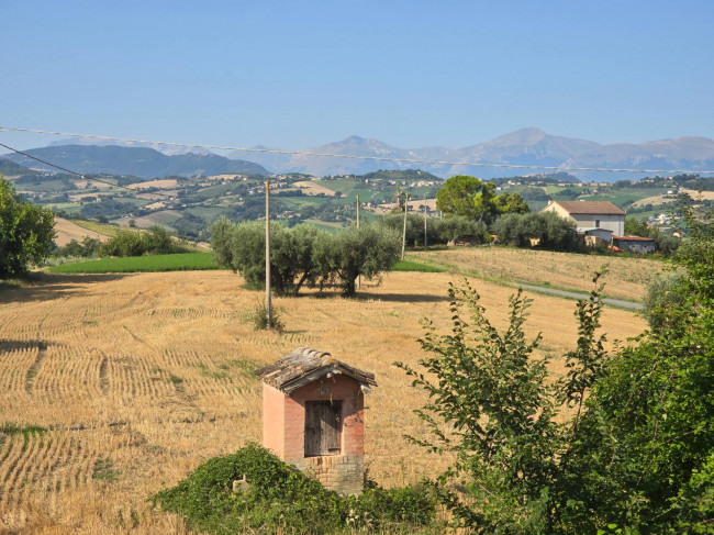 Casale in vendita a Belmonte Piceno