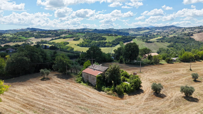 Casale in vendita a Belmonte Piceno
