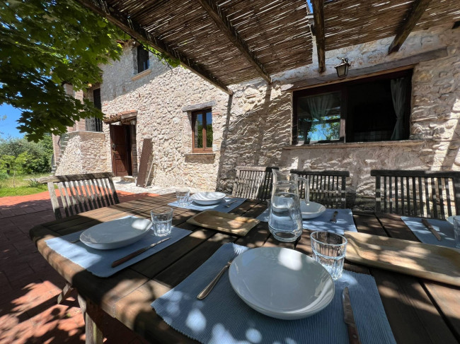 Casale in vendita a Colli sul Velino