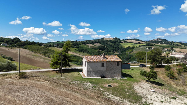 Casale in vendita a Monte Rinaldo