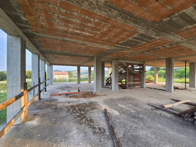  for sale in Montegiorgio