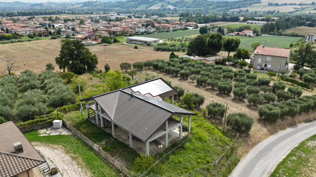  for sale in Montegiorgio
