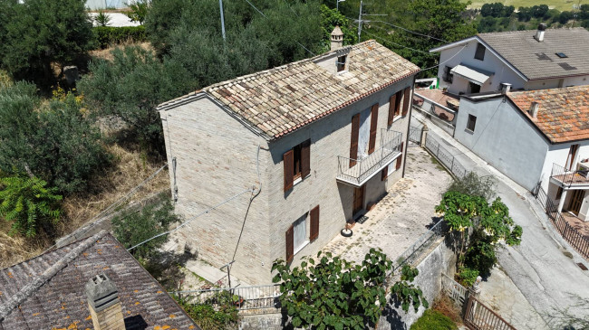 Casa singola in vendita a Monterubbiano