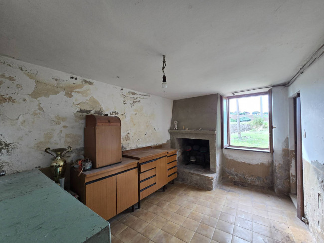 Casale in vendita a Monte Rinaldo