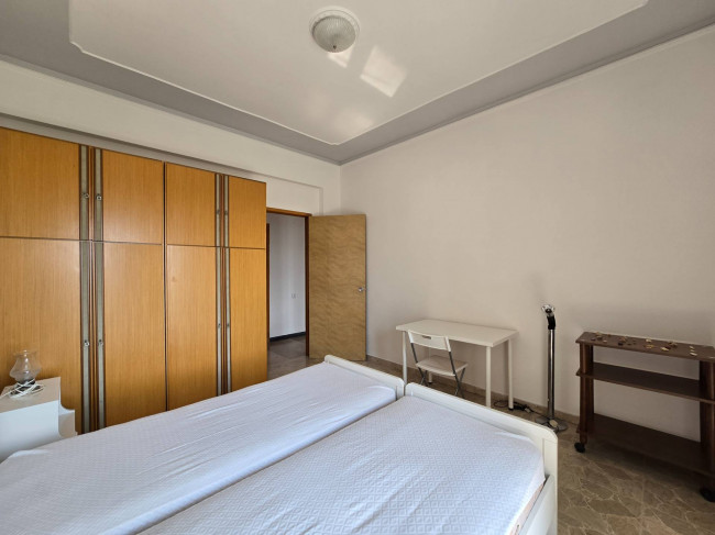  for rent in Fermo