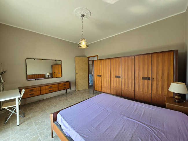  for rent in Fermo