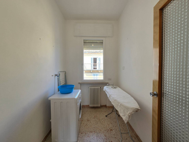  for rent in Fermo