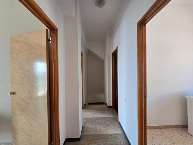  for rent in Fermo