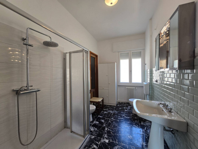 for rent in Fermo