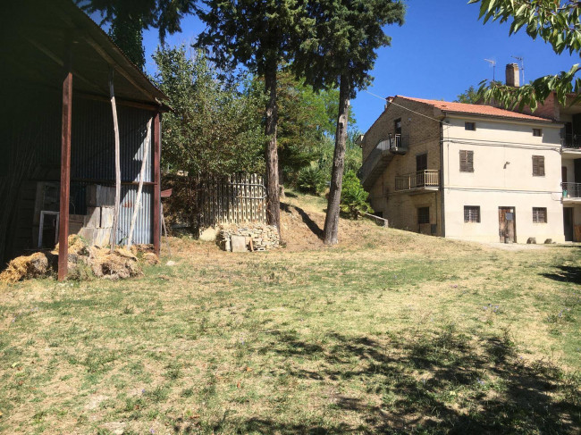  for sale in Monterubbiano