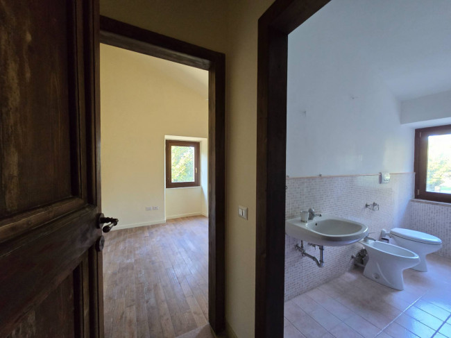 Casale in vendita a Fermo