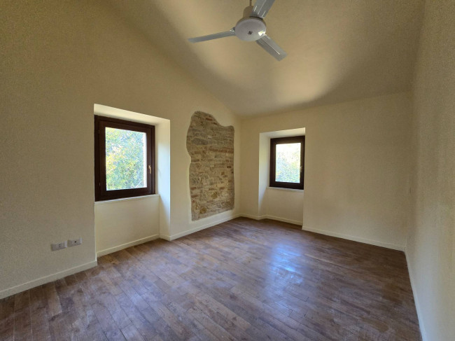 Casale in vendita a Fermo