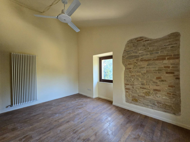 Casale in vendita a Fermo