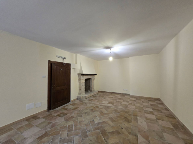 Casale in vendita a Fermo