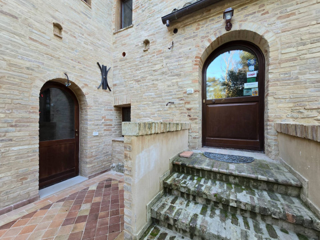 Casale in vendita a Fermo