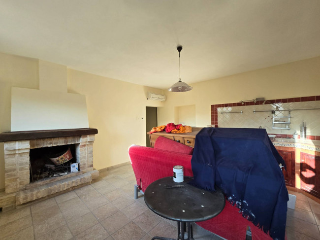 Casale in vendita a Fermo