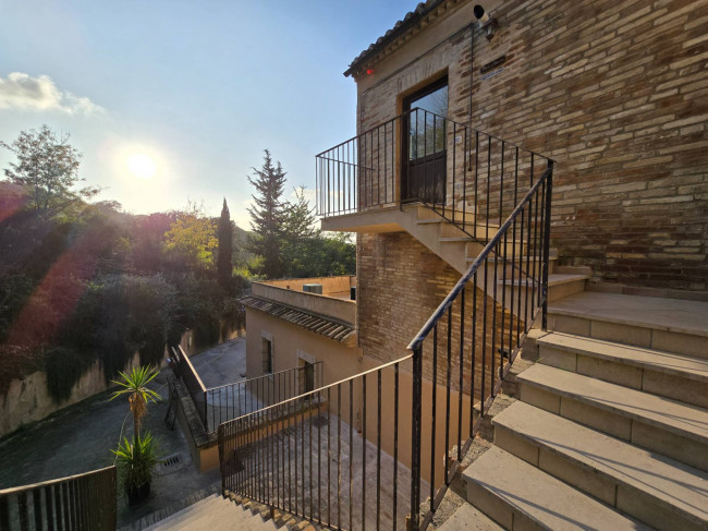 Casale in vendita a Fermo