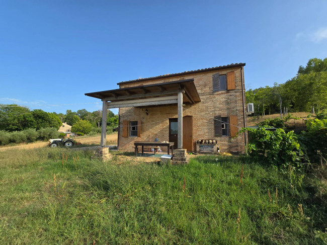  for sale in Montegiorgio