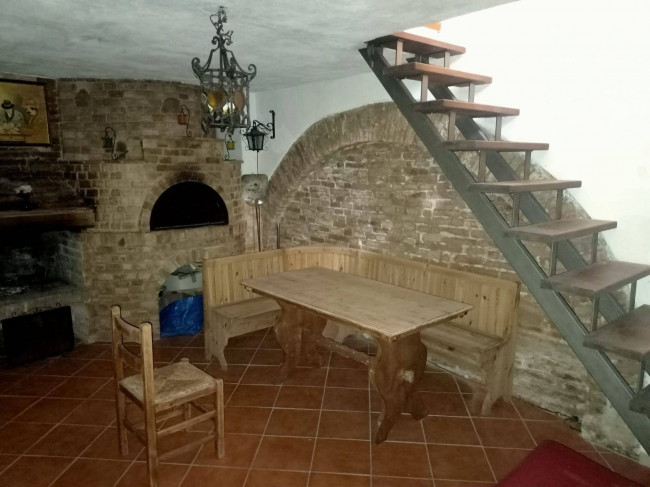 Casa indipendente in vendita a Fermo