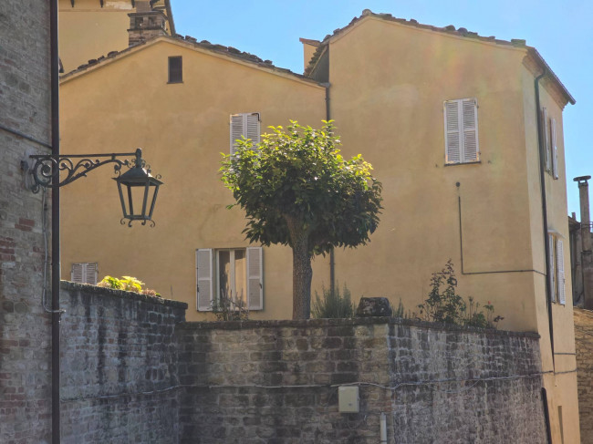 Casa indipendente in vendita a Monte San Martino
