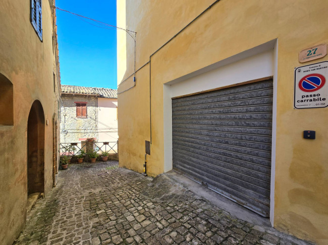 Casa indipendente in vendita a Monte San Martino