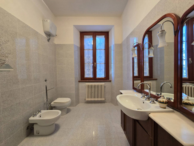 Casale in vendita a Fermo