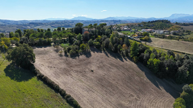 Casale in vendita a Fermo