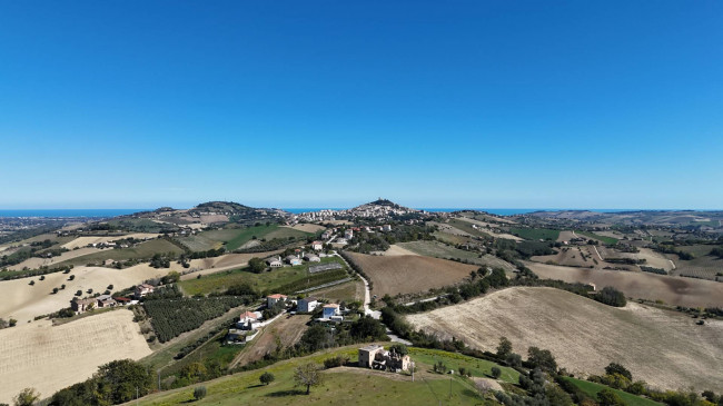 Casale in vendita a Fermo
