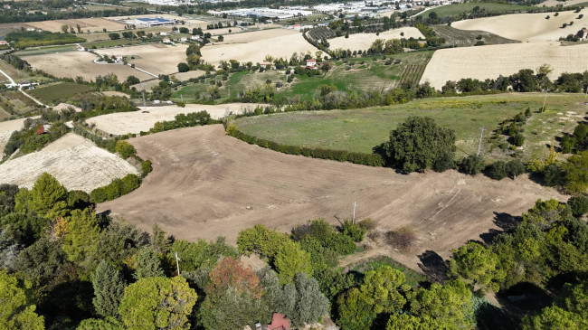 Casale in vendita a Fermo