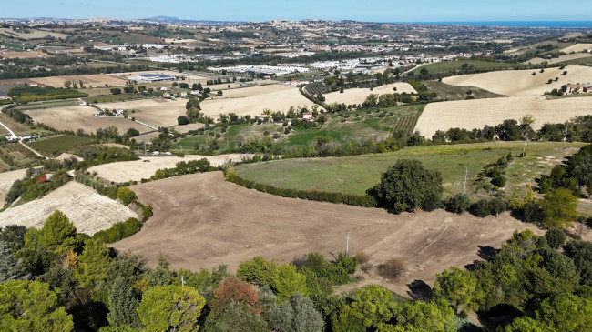 Casale in vendita a Fermo