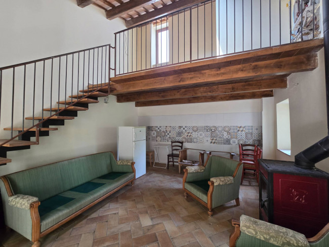 Casale in vendita a Fermo