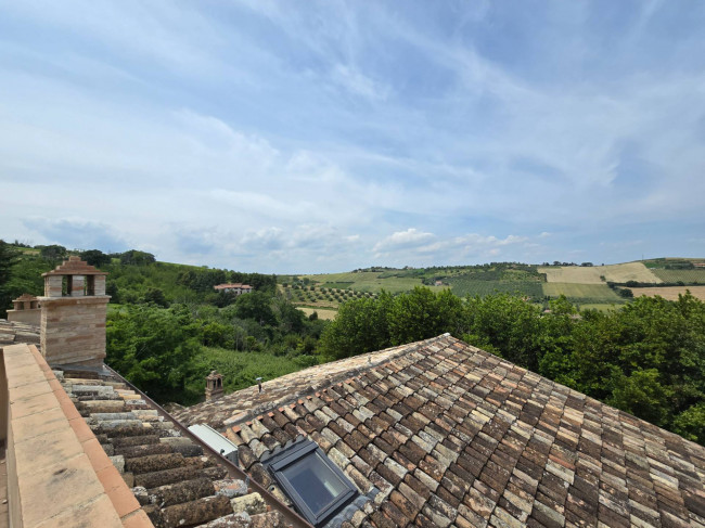 Casale in vendita a Fermo