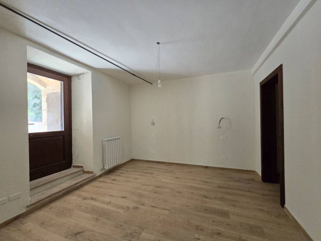 Casale in vendita a Fermo