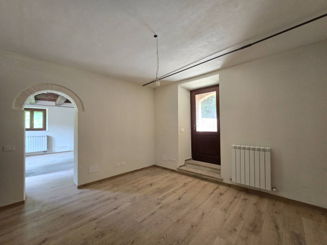 Casale in vendita a Fermo