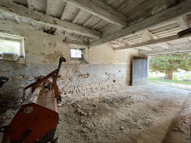 Rustico in vendita a Fermo