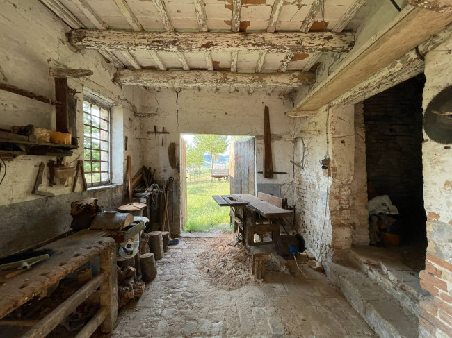 Rustico in vendita a Fermo