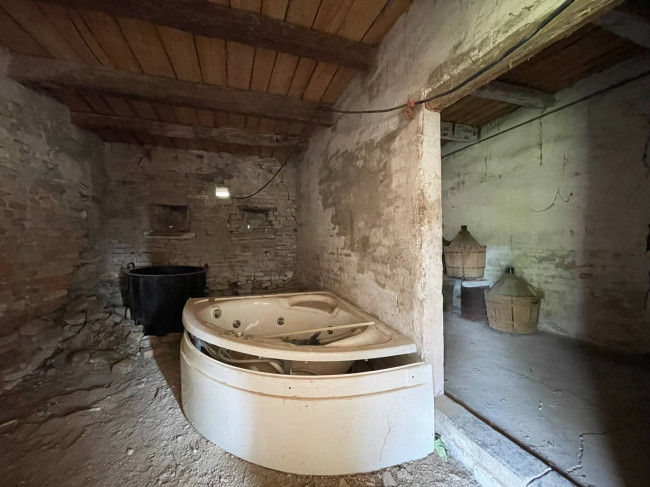 Rustico in vendita a Fermo