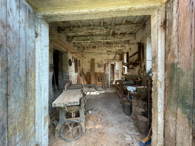 Rustico in vendita a Fermo