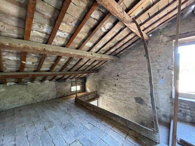 Rustico in vendita a Fermo