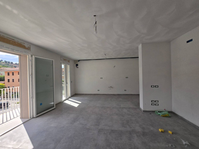  for sale in Ponzano di Fermo