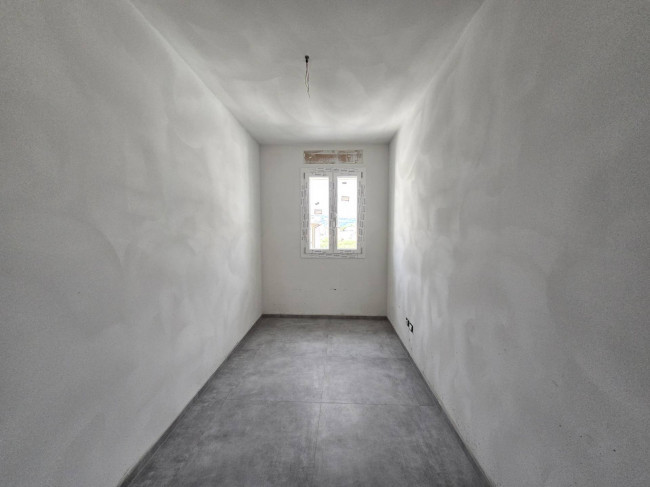  for sale in Ponzano di Fermo