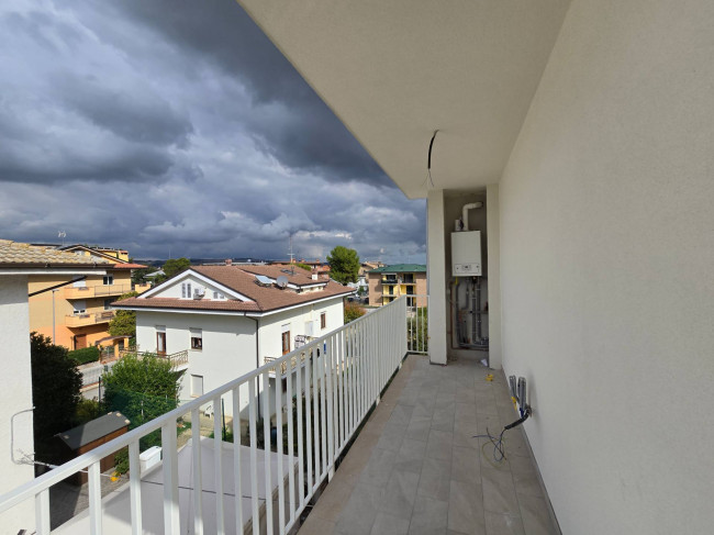  for sale in Ponzano di Fermo