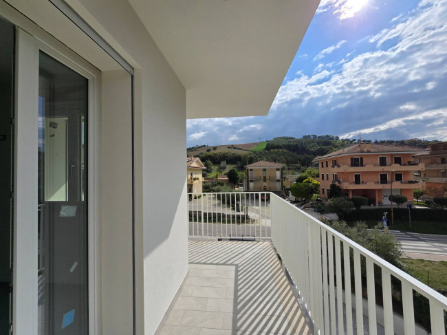  for sale in Ponzano di Fermo